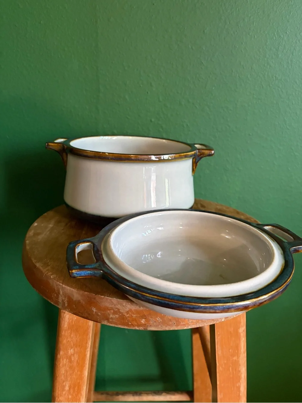 Vintage Covered Casserole 405 by Tema Stoneware Copenhagen 2 QT